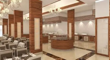 莫纳尔特城市酒店 - 全包 酒店